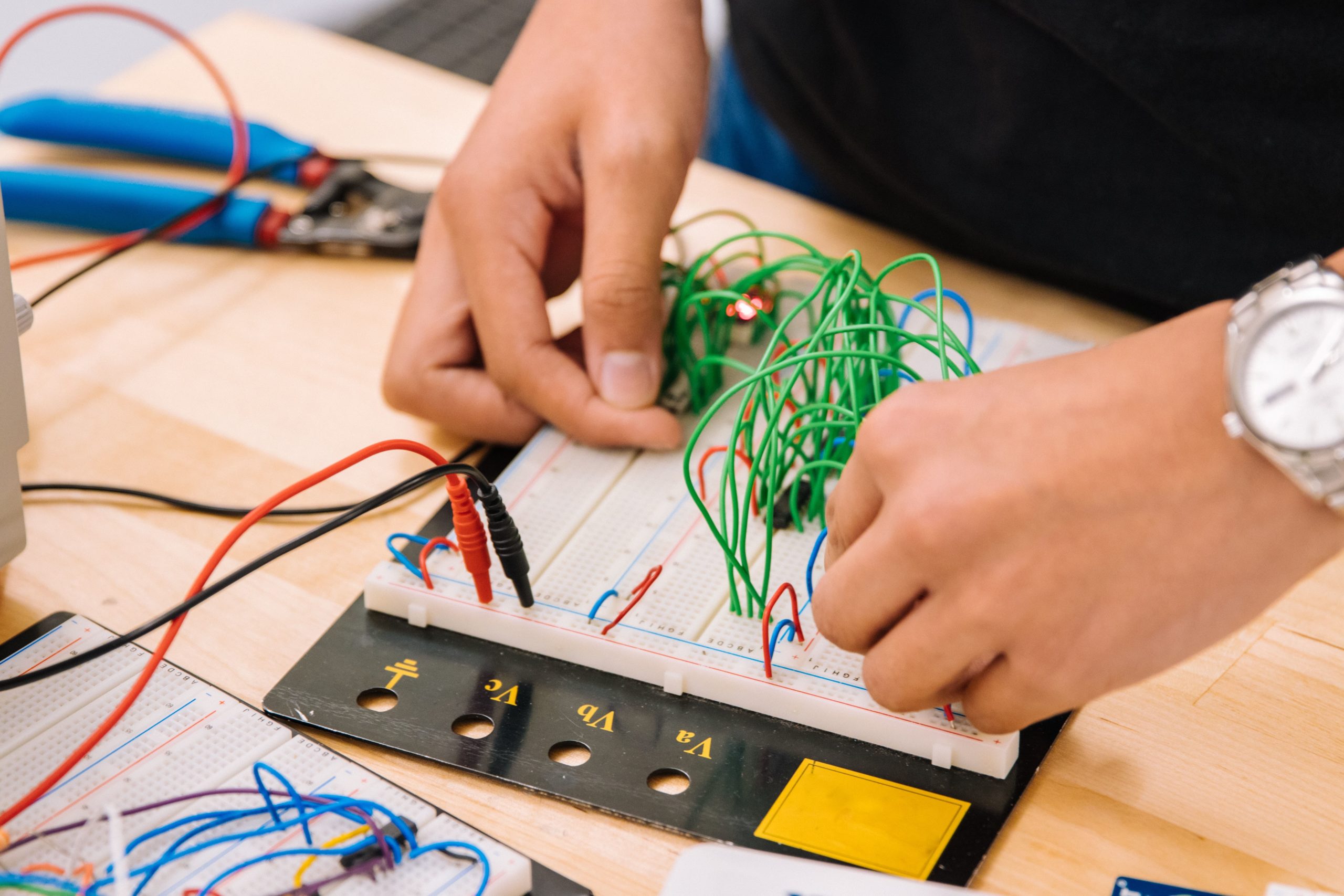 What is Electrical Engineering  IEEE TryEngineering Summer Institute